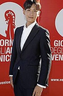 爆笑吃瓜合集上线，娱乐圈那些年沙雕瞬间全记录😂